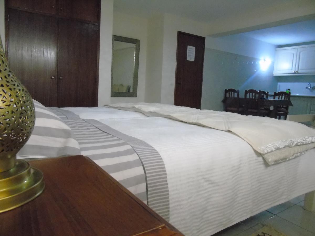 Lagos Guests B&B Extérieur photo